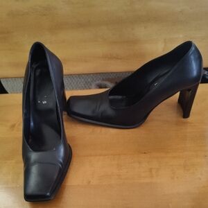 Vintage Freelands Made In Italy Square Toe Block Heel Size36.5 Black 3.5 in Heel